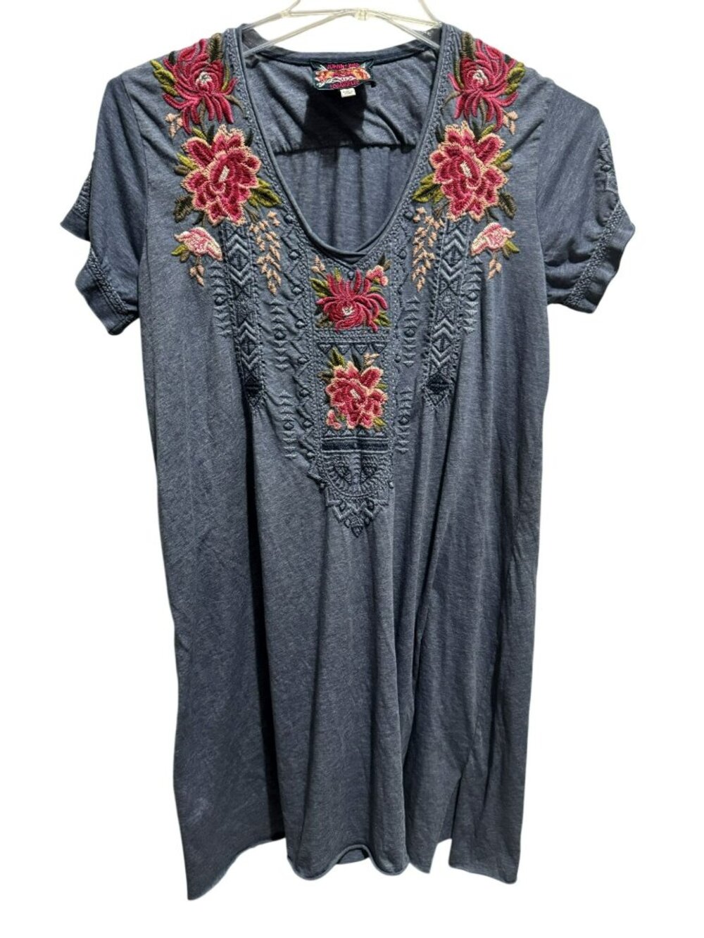 Johnny Was Embroidered Floral French Blue Tee-Shirt Tunic Dress Sz M Boho V-Neck